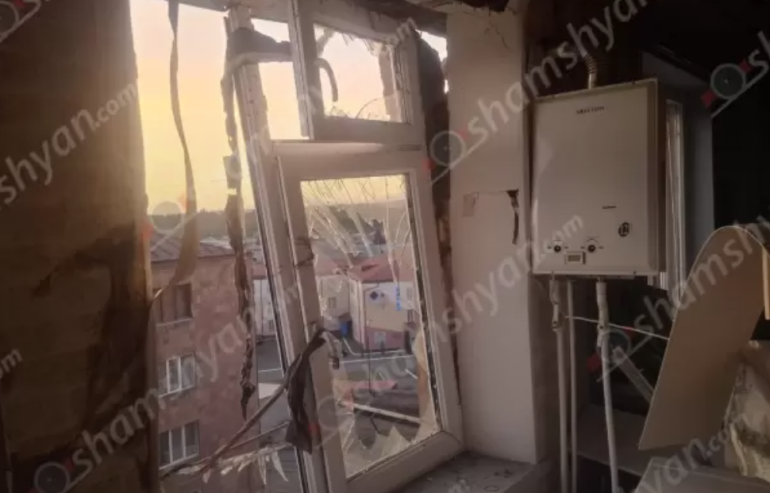 Պայթյnւն, փլnւզում Գավառի շենքերից մեկում, կա տուժած, վնասվել է նաև բակում կայանված «Porsche Cayenne»-ը