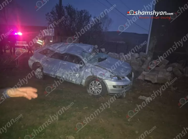 Ողբերգական ավտովթար՝ Գեղարքունիքի մարզում, «Mitsubishi»-ն բախվել է քարե պարսպին, կա 1 զոհ, 1 վիրավոր