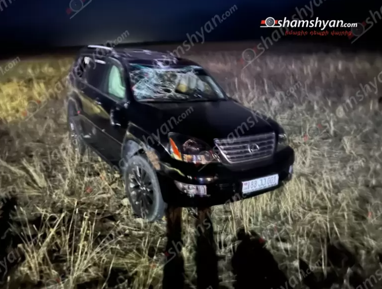 Բախվել են «ՎԱԶ 2107»-ը և «Lexus GX470»-ը․ վերջինը դուրս է եկել երթևեկելի գոտուց և կողաշրջվել