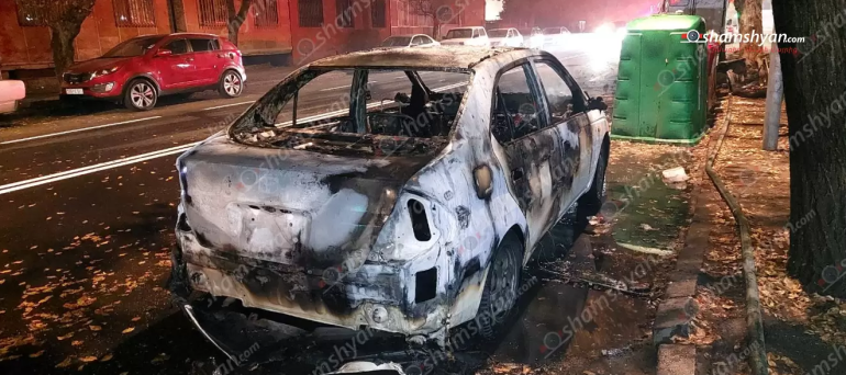 Գարեգին Նժդեհ փողոցում հրդեհ է բռնկվել «Toyota»-ում․ այն վերածվել է մոխրակույտի