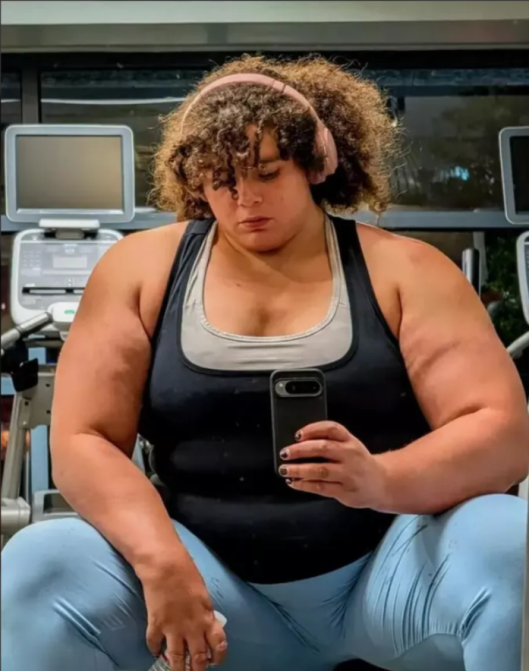 «Աշխարհի ամենաուժեղ կինը» տիտղոսի դափնեկիրը զրկվել է տիտղոսից, երբ պարզվել է, որ նա ծնվել է տղամարդ