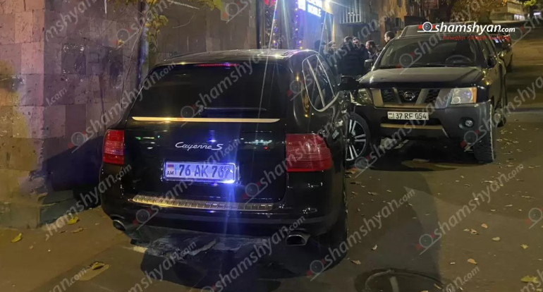 Բաղրամյան պողոտայում «Porsche Cayenne»-ը բшխվել է «Nissan X-Trail»-ին, հայտնվել մայթին