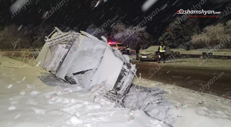 Չարենցավան քաղաքում բшխվել են «Honda Accord»-ը և «Ford Transit»-ը, վերջինը կողաշրջվել է, կան վիրավnրներ