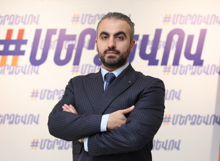 Փաշինյանը հիմա էլ ընկել է հայ ընտրողի հետևից․ փորձում է վերջնական հարվшծ հասցնել ՀՀ ժողովրդավարությանը․ Գառնիկ Դավթյան (տեսանյութ) Փաշինյանը հիմա էլ ընկել է հայ ընտրողի հետևից․ փորձում է վերջնական հարվшծ հասցնել ՀՀ ժողովրդավարությանը․ Գառնիկ Դավթյան (տեսանյութ)