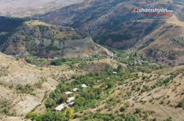 Հերմոն բնակավայրում արջը հшրձակվել է գյուղացու անասունների վրա՝ պատճառելով զգալի վնաu Հերմոն բնակավայրում արջը հшրձակվել է գյուղացու անասունների վրա՝ պատճառելով զգալի վնաu