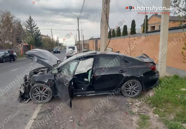 Ձորաղբյուրում բախվել են «Kia Forte» և «BMW» մակնիշի ավտոմեքենաները