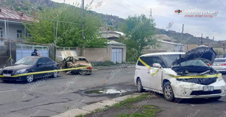 «Honda Elysion»-ը բшխվել է կայանված «Audi»-ին և «BMW»-ին, կա վիրшվոր