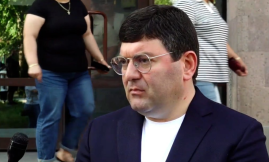 Ես մնալու եմ ակտիվ քաղաքական դաշտում, շարունակում եմ աջակցել ընդդիմությանը․ Դավիթ Համբարձումյան Ես մնալու եմ ակտիվ քաղաքական դաշտում, շարունակում եմ աջակցել ընդդիմությանը․ Դավիթ Համբարձումյան