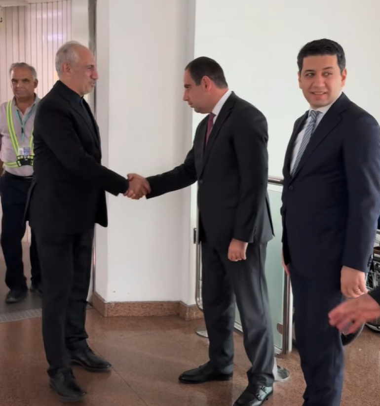 Հայաստան է ժամանել Իրանի նախագահի տեղակալը (տեսանյութ)