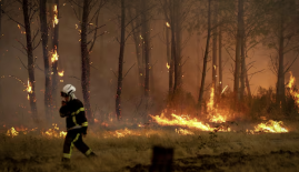 Spain and France brace for new heatwaves as wildfire closes in on Bordeaux Spain and France brace for new heatwaves as wildfire closes in on Bordeaux