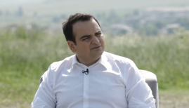 Հայերի շարժումը՝ երկրին տեր դառնալու, հաջողություն է ունենալու միայն իրար հետ, միայն մեկս մյուսով․ Նարեկ Կարապետյան Հայերի շարժումը՝ երկրին տեր դառնալու, հաջողություն է ունենալու միայն իրար հետ, միայն մեկս մյուսով․ Նարեկ Կարապետյան