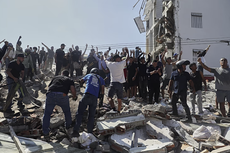 At least 47 confirmed dead after major earthquake rocks Colombia and neighbours At least 47 confirmed dead after major earthquake rocks Colombia and neighbours