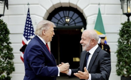Президенты Бразилии и США обсудили по телефону новые пошлины Вашингтона Президенты Бразилии и США обсудили по телефону новые пошлины Вашингтона