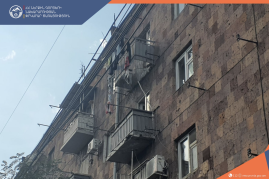 Բագրատունյաց փողոցում պատշգամբ է փլnւզվել․ կա տուժած Բագրատունյաց փողոցում պատշգամբ է փլnւզվել․ կա տուժած