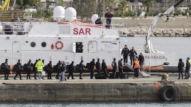 Five EU countries aim to send migrants to return hubs by 2027 Five EU countries aim to send migrants to return hubs by 2027