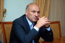Դատարանը որոշում կայացրեց դատական նիստերն անցկացնել Գագիկ Խաչատրյանի բացակայությամբ Դատարանը որոշում կայացրեց դատական նիստերն անցկացնել Գագիկ Խաչատրյանի բացակայությամբ