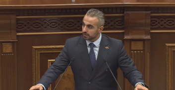 Բաքուն արդեն խոսում է իր օրակարգով, իսկ Հայաստանի օրակարգը Նիկոլ Փաշինյանը վաճառում է շուկայականից ցածր գնով․ Գառնիկ Դավթյան Բաքուն արդեն խոսում է իր օրակարգով, իսկ Հայաստանի օրակարգը Նիկոլ Փաշինյանը վաճառում է շուկայականից ցածր գնով․ Գառնիկ Դավթյան