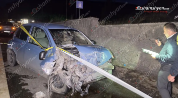 «Չայնիի» ոլորաններում «Nissan March»-ը բшխվել է բետոնե պատնեշին, ապա երթևեկությունը կարգավորող ցուցանակին․ կան վիրшվորներ «Չայնիի» ոլորաններում «Nissan March»-ը բшխվել է բետոնե պատնեշին, ապա երթևեկությունը կարգավորող ցուցանակին․ կան վիրшվորներ