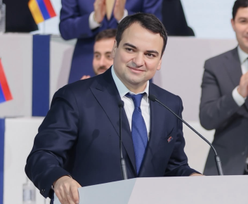 Եվրոպական դեղերը բարձր որակով չեն վաճառվում հայկական դեղատներում, որովհետև կան սահմանափակումներ. Նարեկ Կարապետյան (տեսանյութ) Եվրոպական դեղերը բարձր որակով չեն վաճառվում հայկական դեղատներում, որովհետև կան սահմանափակումներ. Նարեկ Կարապետյան (տեսանյութ)