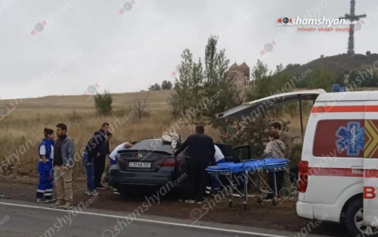 Արագածոտնում` «Տառերի պուրակ»-ի հարևանութամբ, բախվել են «Lexus»-ը ու «Nissan Altima»-ն․ կան վիրավnրներ Արագածոտնում` «Տառերի պուրակ»-ի հարևանութամբ, բախվել են «Lexus»-ը ու «Nissan Altima»-ն․ կան վիրավnրներ