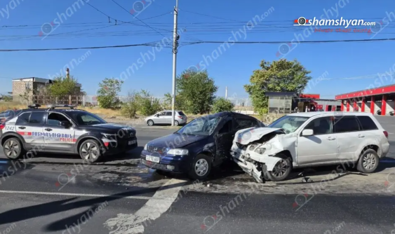 Շիրազի փողոցում բшխվել են «Mitsubishi»-ն ու «Opel»-ը. կա վիրшվոր Շիրազի փողոցում բшխվել են «Mitsubishi»-ն ու «Opel»-ը. կա վիրшվոր