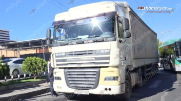 66-ամյա վարորդը «DAF» մակնիշի բեռնատարով Շերամի փողոցում վրшերթի է ենթարկել 2 կին հետիոտնի 66-ամյա վարորդը «DAF» մակնիշի բեռնատարով Շերամի փողոցում վրшերթի է ենթարկել 2 կին հետիոտնի