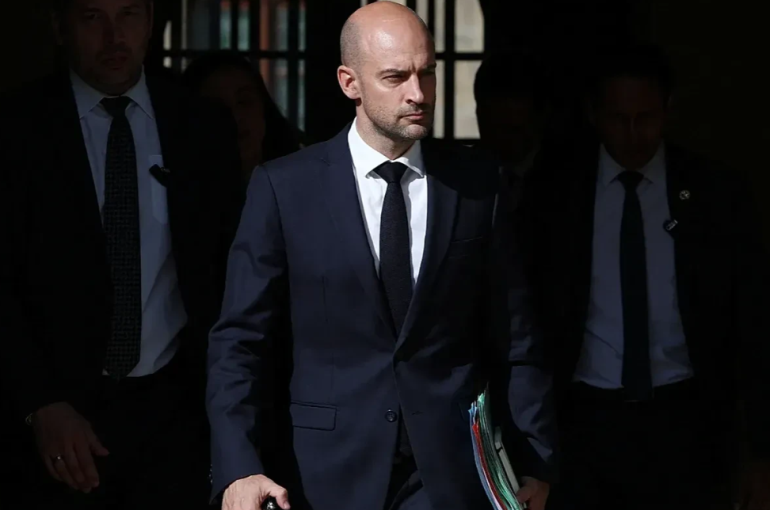 Ֆրանսիան միգրացիոն հարցերի շուրջ երկխոսություն է սկսել թալիբների հետ