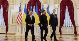 Ukrainian and European officials fly to Miami for US-led peace talks