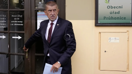 Czechs head to polls in local and Senate elections