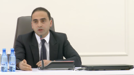 Որևէ փողոցում 2-րդ գծում կայանված մեքենան առաջին մեքենային պատճառում է 4 վայրկյան վնաս, երկրորդին՝ 6 վայրկյան. Տիգրան Ավինյան Որևէ փողոցում 2-րդ գծում կայանված մեքենան առաջին մեքենային պատճառում է 4 վայրկյան վնաս, երկրորդին՝ 6 վայրկյան. Տիգրան Ավինյան