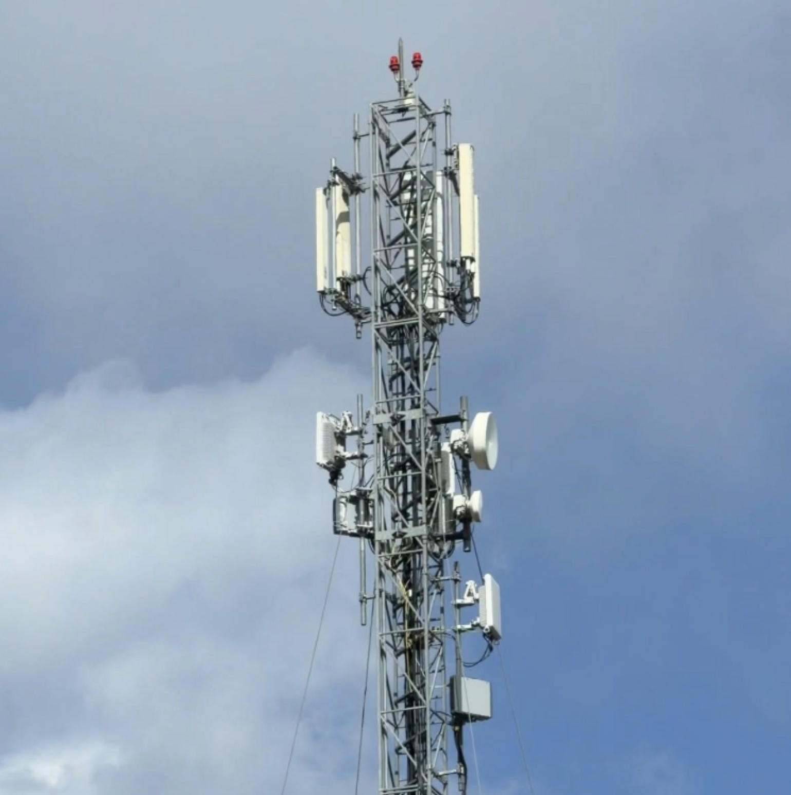 Viva-ի 5G+ ցանցը Սյունիքում և Վայոց ձորում․ Հայաստանի միակ 5G+ ցանցն արդեն հասանելի է Երևանում և 8 մարզի 32 քաղաքում (տեսանյութ, լուսանկարներ) Viva-ի 5G+ ցանցը Սյունիքում և Վայոց ձորում․ Հայաստանի միակ 5G+ ցանցն արդեն հասանելի է Երևանում և 8 մարզի 32 քաղաքում (տեսանյութ, լուսանկարներ)
