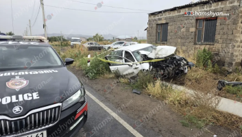 «Kia»-ն Աղավնատուն-Ամբերդ ճանապարհին բախվել է հողաթմբերին ու քարերին. կան վիրավnրներ և զnհ