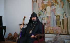 Բացի հոգևոր ծառայությունից, ուրիշ անելիք ես չունեմ․ ավելորդ եք խոսում, ժողովուրդ ջան․ Կոտայքի թեմի առաջնորդը՝ ԱԺ-ում եկեղեցուն առնչվող Քննիչ հանձնաժողովի քննարկումներին մասնակցելու մասին