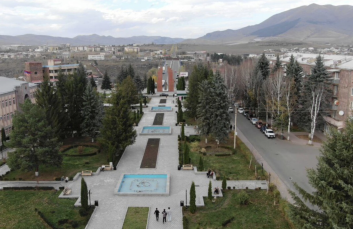Ըստ նախնական հաշվարկի՝ Ստեփանավանում առաջատար է «Գործարար» կուսակցությունը՝ Արմեն Գրիգորյանի գլխավորությամբ Ըստ նախնական հաշվարկի՝ Ստեփանավանում առաջատար է «Գործարար» կուսակցությունը՝ Արմեն Գրիգորյանի գլխավորությամբ