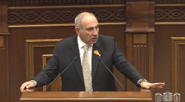 Մենք Ադրբեջանին ասում ենք, որ Սահմանադրությունը մեր ներքին գործն է, և մենք Սահմանադրությունը պատրաստվում ենք քննարկել բացառապես Հայաստանի Հանրապետության ժողովրդի հետ․ Փաշինյան