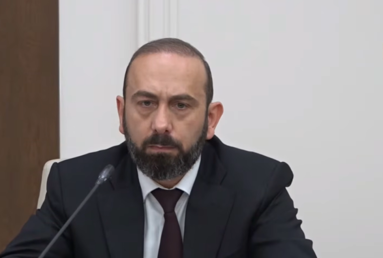 Ադրբեջանը չի պահանջում փոխել ՀՀ Սահմանադրությունը, բայց այդպիսի նախապայման է ներկայացնում. Միրզոյան