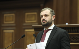 «Արարատցեմենտի» տնօրենին ես եմ նշանակելու, նա Էկոնոմիկայի նախարարության աշխատակից է լինելու․ Գևորգ Պապոյան «Արարատցեմենտի» տնօրենին ես եմ նշանակելու, նա Էկոնոմիկայի նախարարության աշխատակից է լինելու․ Գևորգ Պապոյան