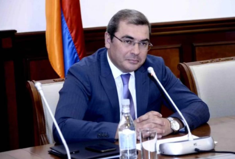 Դավիթ Անանյանը պատմել է, թե ինչ է Փաշինյանն ասել իրեն, որից հետո պաշտոնից ազատման դիմում է գրել