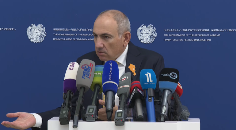 Այսօր էլ է պատերшզմի օր, այսօր էլ ենք նահատшկներ տվել, ի՞նչ անենք, փակենք բոլոր հարսանյաց սրահները, ռեստորանները, բարերը. Փաշինյան