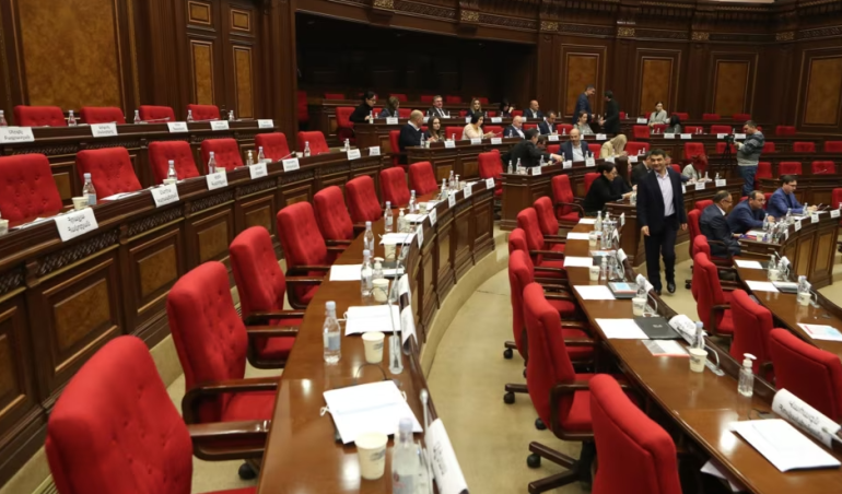 Կոնջորյան, Ալեքսանյան, Եղոյան, Ջուլհակյան, Ղազարյան. ՔՊ-ում այսօր կորոշեն ԱԺ փոխնախագահների թեկնածուներին Կոնջորյան, Ալեքսանյան, Եղոյան, Ջուլհակյան, Ղազարյան. ՔՊ-ում այսօր կորոշեն ԱԺ փոխնախագահների թեկնածուներին