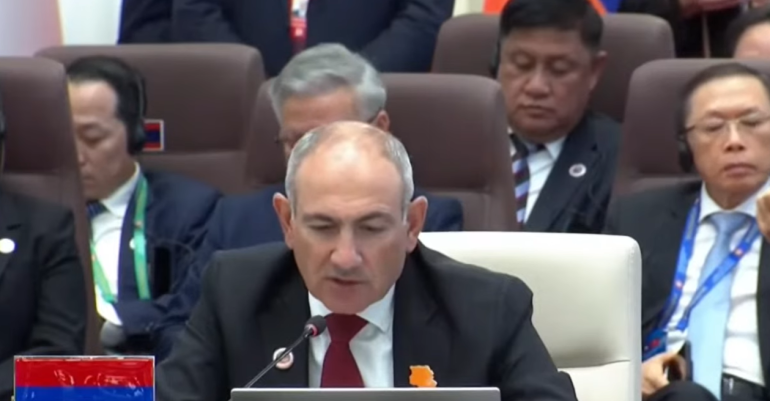 Հավասարակշռված և հավասարակշռման արտաքին քաղաքականության նպատակը մեր անկախությունն ու ինքնիշխանությունը պահպանելն ու ուժեղացնելն է. Նիկոլ Փաշինյան Հավասարակշռված և հավասարակշռման արտաքին քաղաքականության նպատակը մեր անկախությունն ու ինքնիշխանությունը պահպանելն ու ուժեղացնելն է. Նիկոլ Փաշինյան