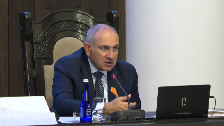 Ես հիմա ռուսերենի եմ գնում. ՀՀ-ում սովորելը դարձել է «զապադլո», դրա համար էլ տղաները, բոլոր տեղերում, կորցնում են իրենց դիրքերը. Փաշինյան Ես հիմա ռուսերենի եմ գնում. ՀՀ-ում սովորելը դարձել է «զապադլո», դրա համար էլ տղաները, բոլոր տեղերում, կորցնում են իրենց դիրքերը. Փաշինյան