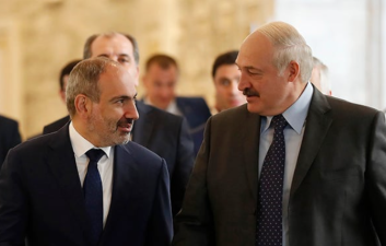 Ասել եմ՝ բարև չեմ տալո՞ւ, թե՞ ասել եմ՝ տեսնեմ, ճամփես փոխելու եմ. ասել եմ՝ Բելառուս չենք գնալու, չենք գնացել. Փաշինյան
