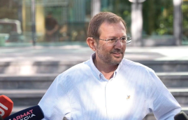 Փաշինյանն ապրում է ամենօրյա վախերի մեջ, անգամ իրեն ծառայող ԱԱԾ-ին չի վստահում. Գեղամ Մանուկյան Փաշինյանն ապրում է ամենօրյա վախերի մեջ, անգամ իրեն ծառայող ԱԱԾ-ին չի վստահում. Գեղամ Մանուկյան