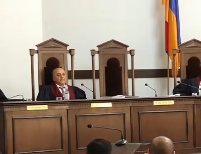 Չեմ հարգի այն ընտրողին, որ Ջենիֆեր Լոպեսին նայելով` պիտի ընտրի իր ապագան. ՍԴ դատավոր Չեմ հարգի այն ընտրողին, որ Ջենիֆեր Լոպեսին նայելով` պիտի ընտրի իր ապագան. ՍԴ դատավոր