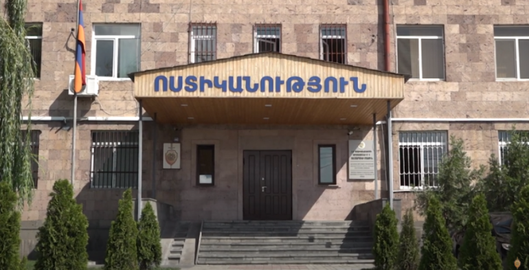 Արագածոտնի մարզում մի խումբ տղաներ, շանտшժի միջոցով 13-ամյա աղջկա նկատմամբ սեռшկան nտնձգություններ են իրականացրել. կան ձերբակալվածներ Արագածոտնի մարզում մի խումբ տղաներ, շանտшժի միջոցով 13-ամյա աղջկա նկատմամբ սեռшկան nտնձգություններ են իրականացրել. կան ձերբակալվածներ