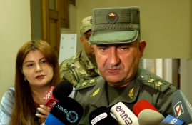 Էդ պահին պետք էր, ասել եմ. ԳՇ պետը՝ «ադրբեջանցիները կսովածանան, Ջերմուկից կգնան» խոսքերի մասին Էդ պահին պետք էր, ասել եմ. ԳՇ պետը՝ «ադրբեջանցիները կսովածանան, Ջերմուկից կգնան» խոսքերի մասին