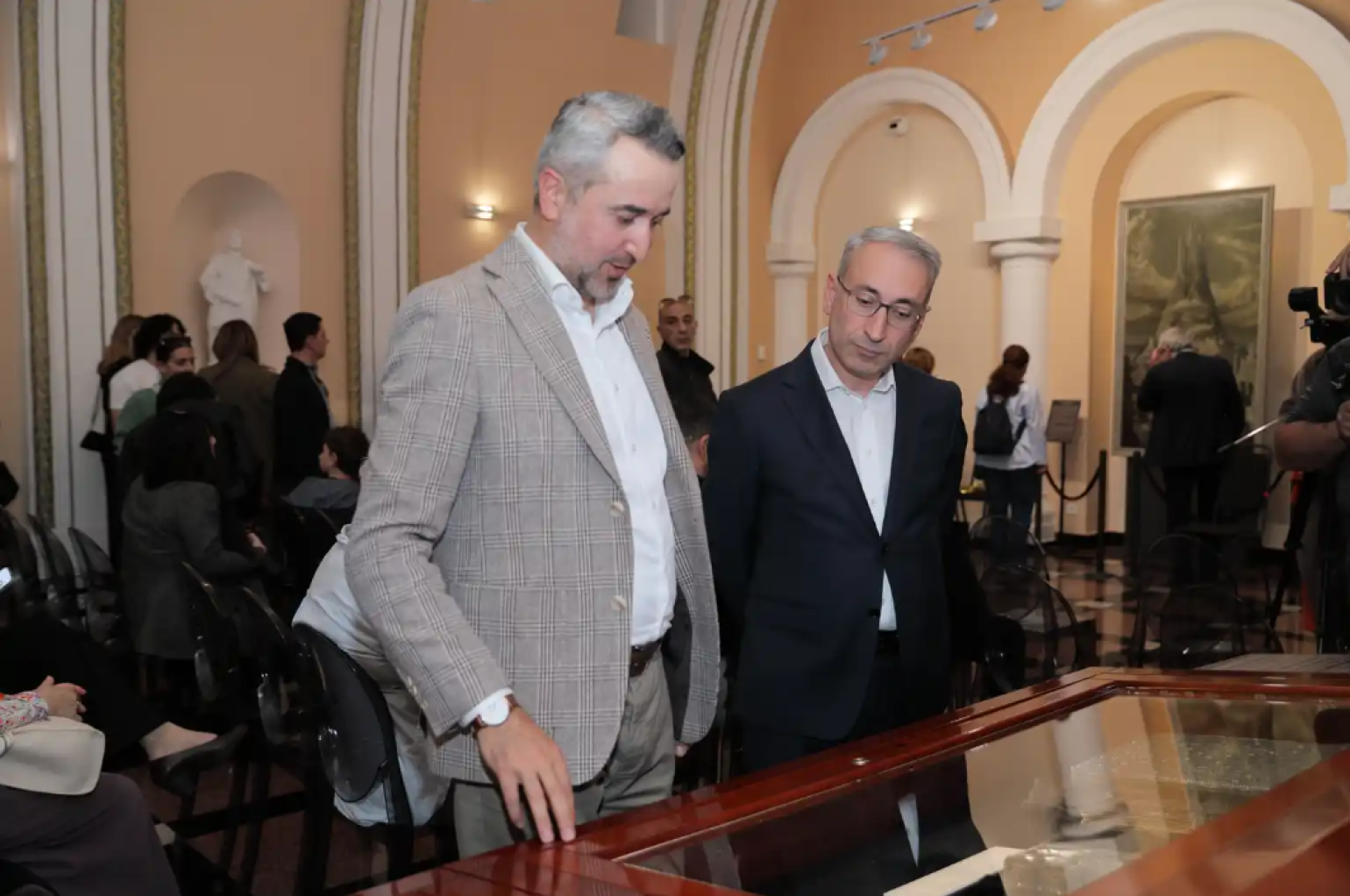 IDBank․ ներդրում՝ հանուն կանաչ ապագայի. կայացավ Մատենադարանին հարակից կենսաբազմազանության այգու հիմնարկեքի արարողությունը (տեսանյութ, լուսանկարներ) IDBank․ ներդրում՝ հանուն կանաչ ապագայի. կայացավ Մատենադարանին հարակից կենսաբազմազանության այգու հիմնարկեքի արարողությունը (տեսանյութ, լուսանկարներ)
