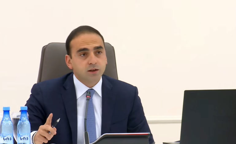 Մարզային տրանսպորտը չպետք է ներքաղաքային տրաֆիկ տեղափոխի և կրկին ծանրաբեռնի փողոցները. Տիգրան Ավինյան Մարզային տրանսպորտը չպետք է ներքաղաքային տրաֆիկ տեղափոխի և կրկին ծանրաբեռնի փողոցները. Տիգրան Ավինյան