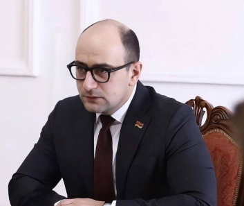 Որոշ ՔՊ-ական երեսփոխանների համար՝ Հանրապետական լինելը պատիվ է, բայց դուք այդ բառի իմաստը պիտի բառարանում նայեք. Հայկ Մամիջանյան Որոշ ՔՊ-ական երեսփոխանների համար՝ Հանրապետական լինելը պատիվ է, բայց դուք այդ բառի իմաստը պիտի բառարանում նայեք. Հայկ Մամիջանյան